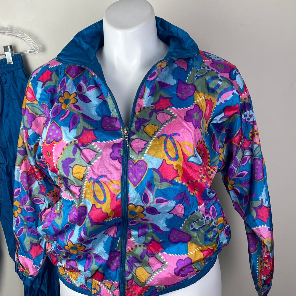Vintage Windbreaker Jogging Set Abstract Funky Flower Print